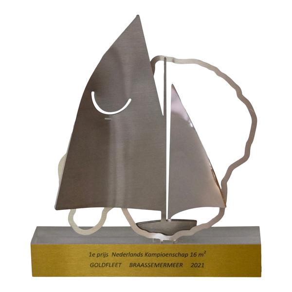 NEDERLANDS KAMPIOENSCHAP ZEILEN - winnaar zeil trofee 16m2